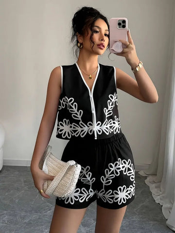 Oriental Elegant Casual White-Trim Printed Women's Set